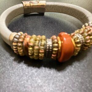 Leather/Gemstone Clasp Bracelet